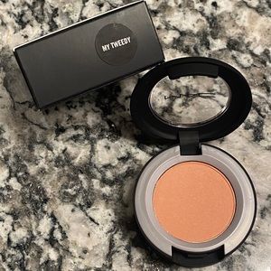 MAC My Tweedy eyeshadow NEW .05oz.